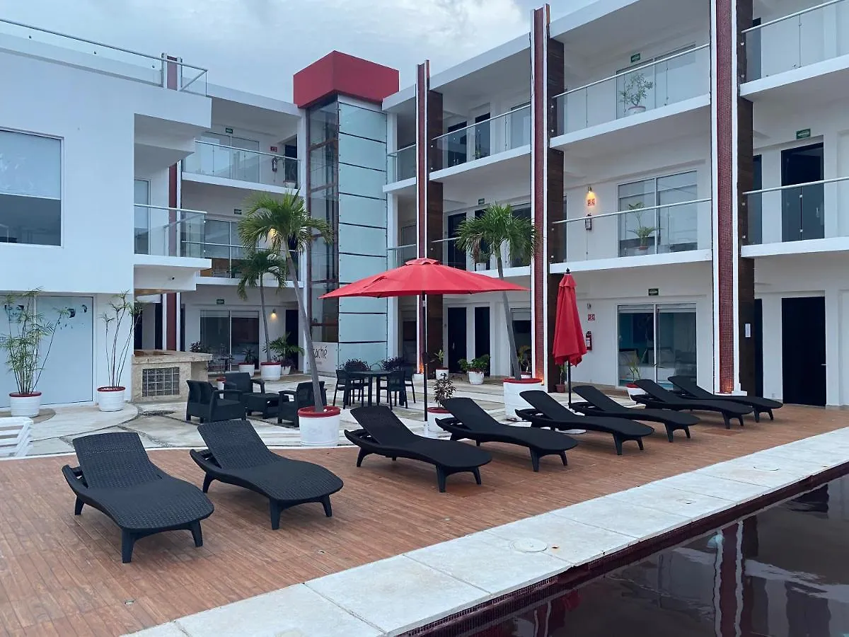Cache Hostel&Hotel Playa del Carmen 3*,