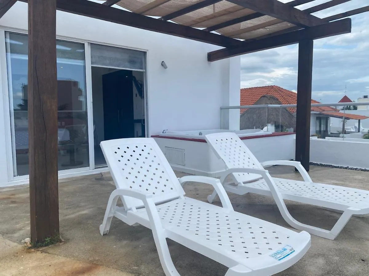 Cache Hostel & Hotel (Adults Only) Playa del Carmen 3*,