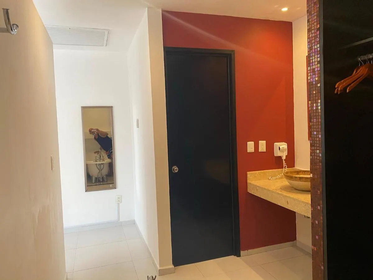 Cache Hostel & Hotel (Adults Only) Playa del Carmen 3*,  Meksyk